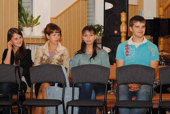 Молодежное служение церковь дом Евангелия г. Хмельницкий